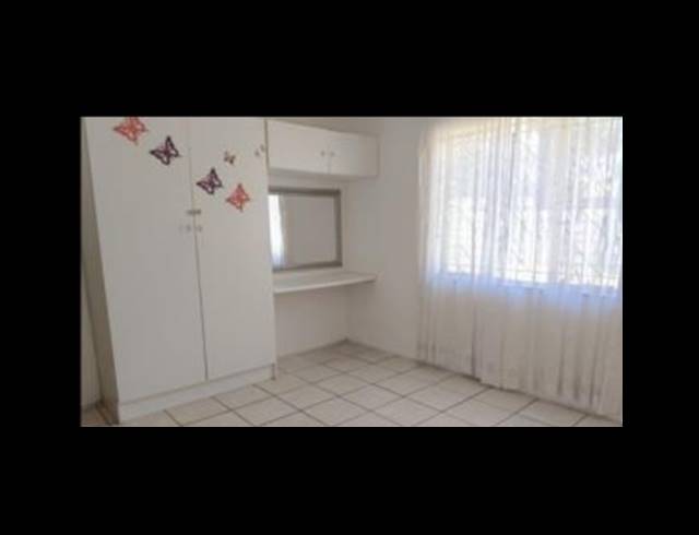 3 BEDROOM HOUSE FOR SALE IN ANNADALE